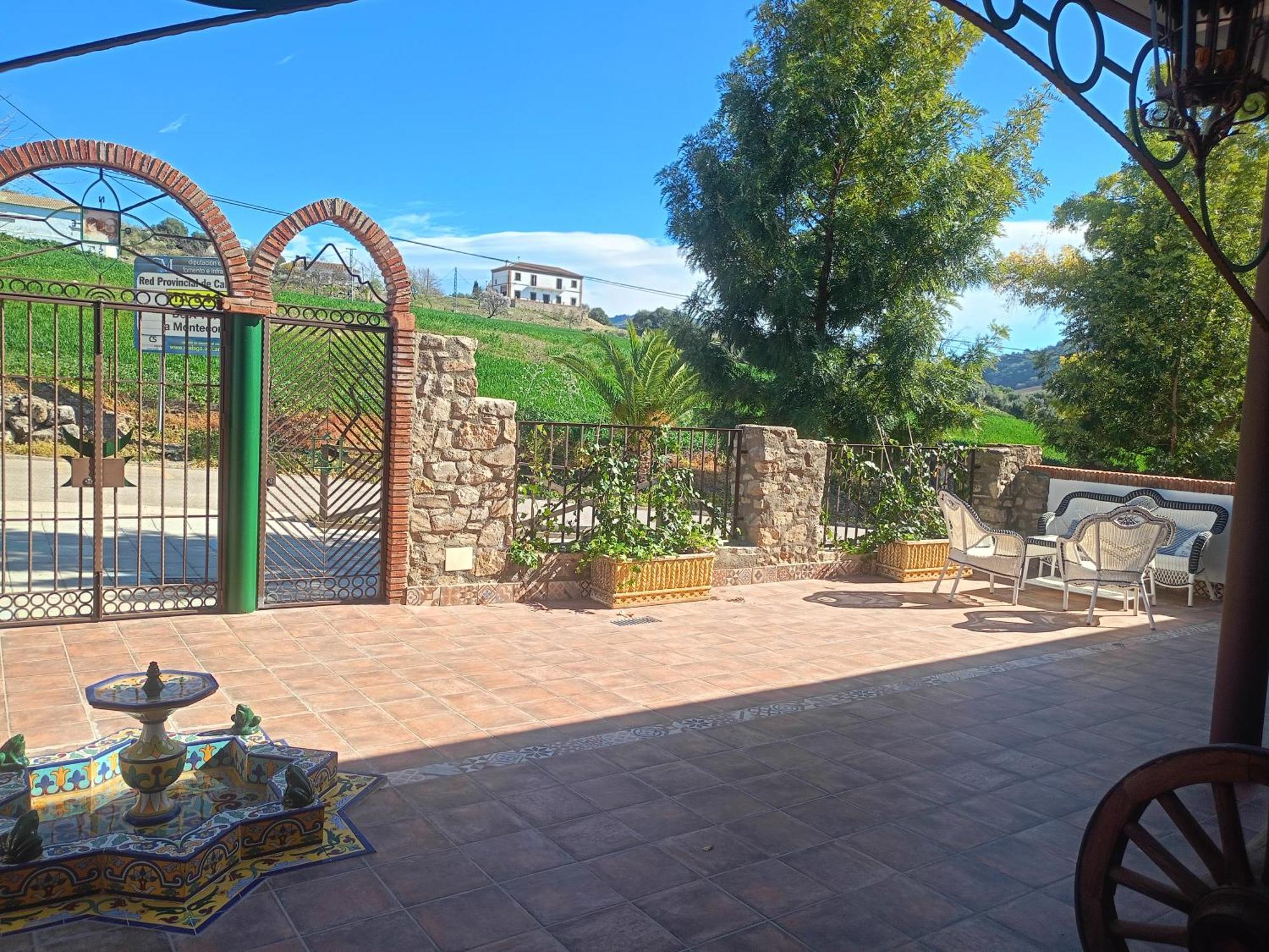 Villa Cultural Montelucia Montecorto Pokoj fotografie